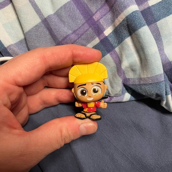 Disney Doorables series 10 Disney 100 Kuzco - Picture 1 of 7